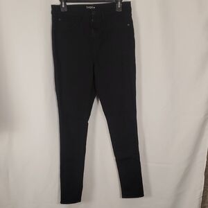 Time and Tru Black High Rise Jeans for Modern Elegance